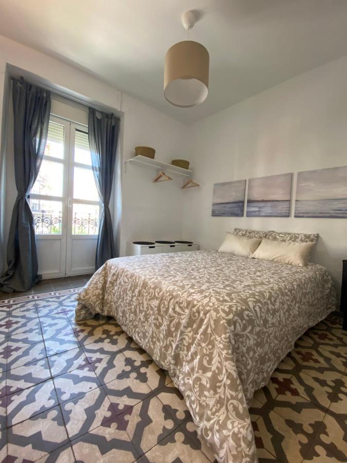 Appartement Quattro Puente De Triana à Séville Extérieur photo